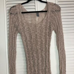 Cream/brown knitted sweater